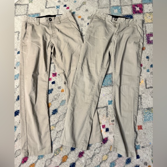 Volcom khakis 2 pairs - Picture 1 of 1